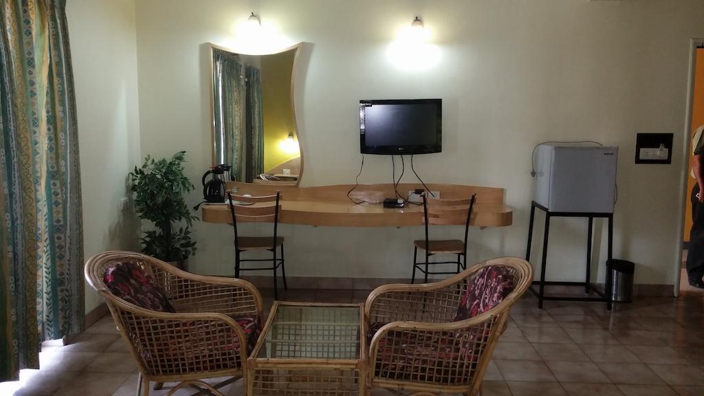 Tom'S Hotel Bangalore Luaran gambar