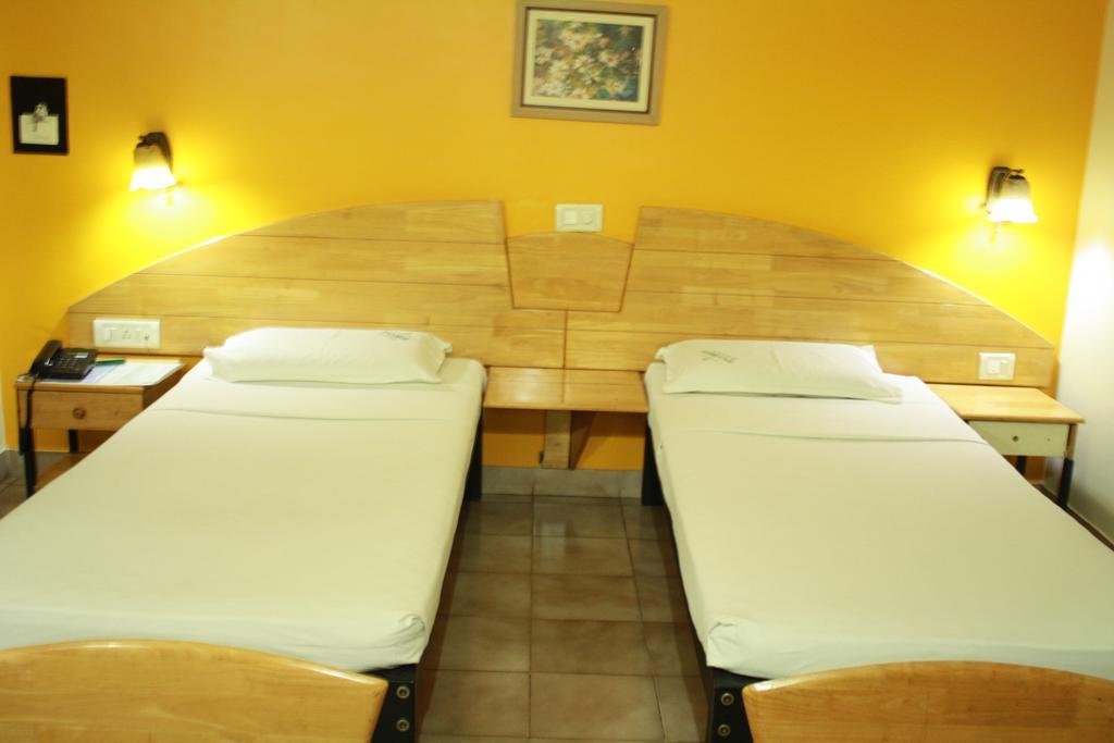 Tom'S Hotel Bangalore Luaran gambar