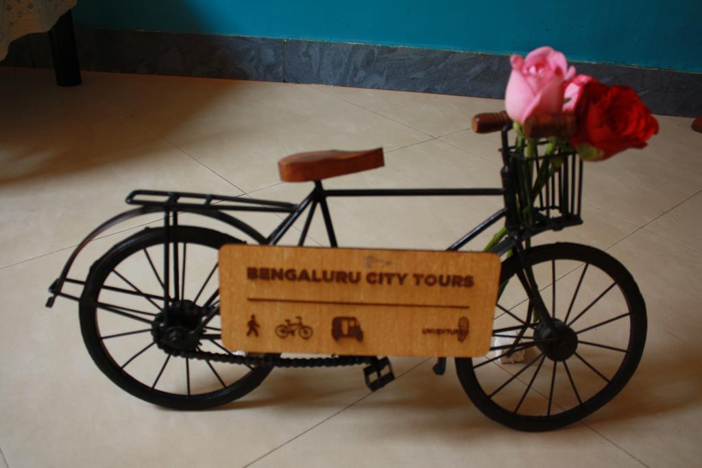 Tom'S Hotel Bangalore Luaran gambar