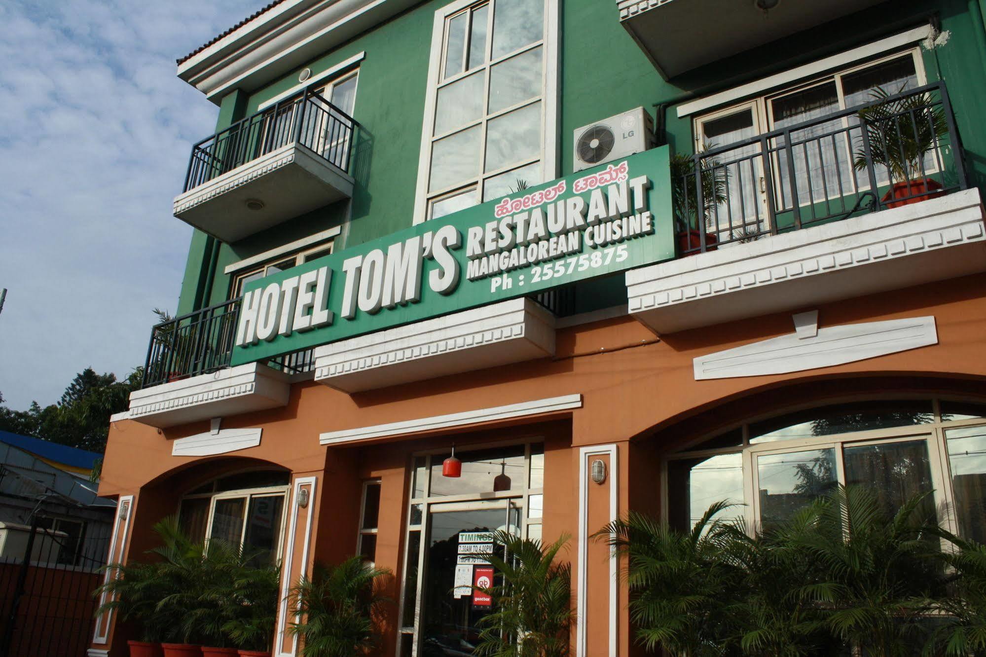 Tom'S Hotel Bangalore Luaran gambar